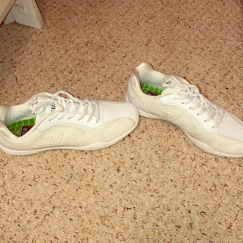 Varsity cheer shoes